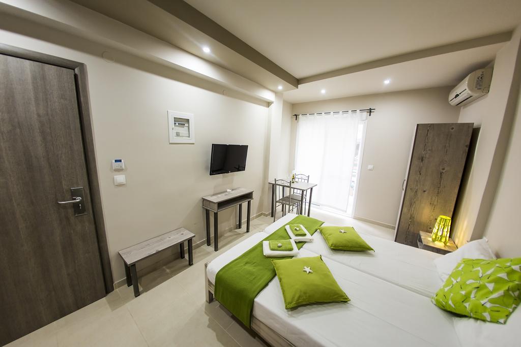 ניאה פלאגיה Zonita Guest House מראה חיצוני תמונה