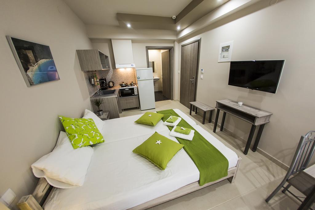 ניאה פלאגיה Zonita Guest House מראה חיצוני תמונה