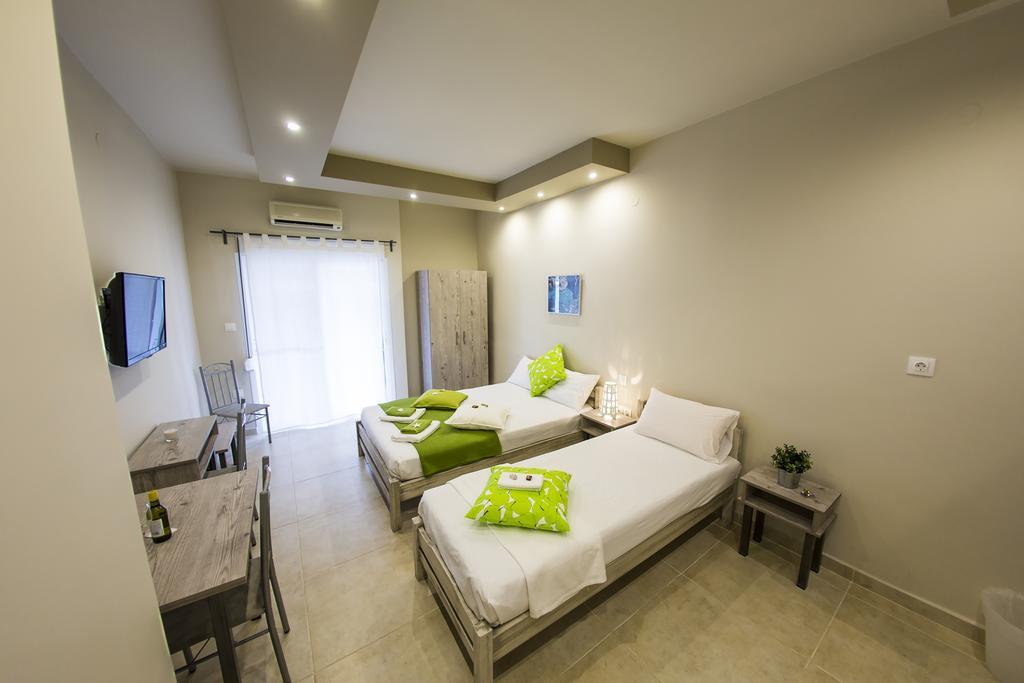 ניאה פלאגיה Zonita Guest House מראה חיצוני תמונה