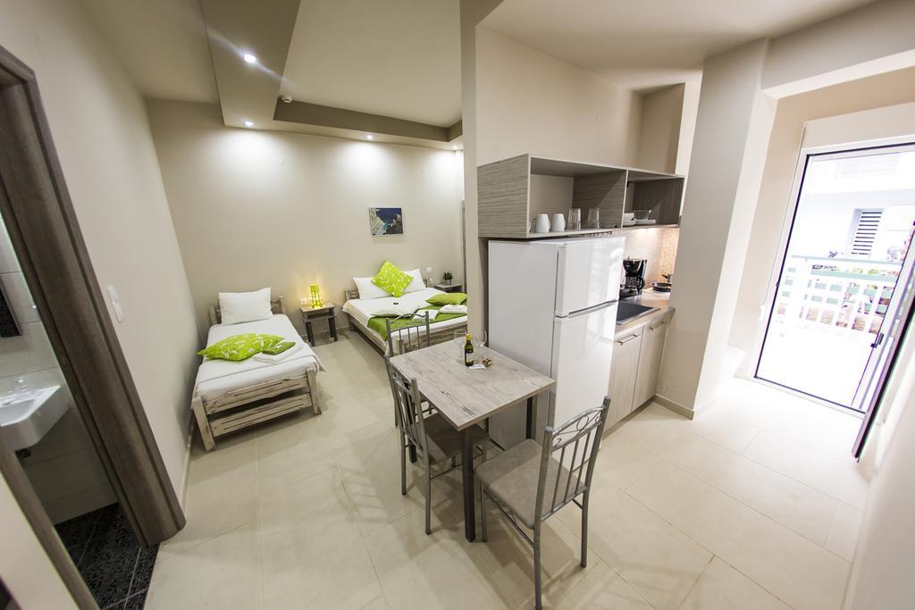 ניאה פלאגיה Zonita Guest House מראה חיצוני תמונה